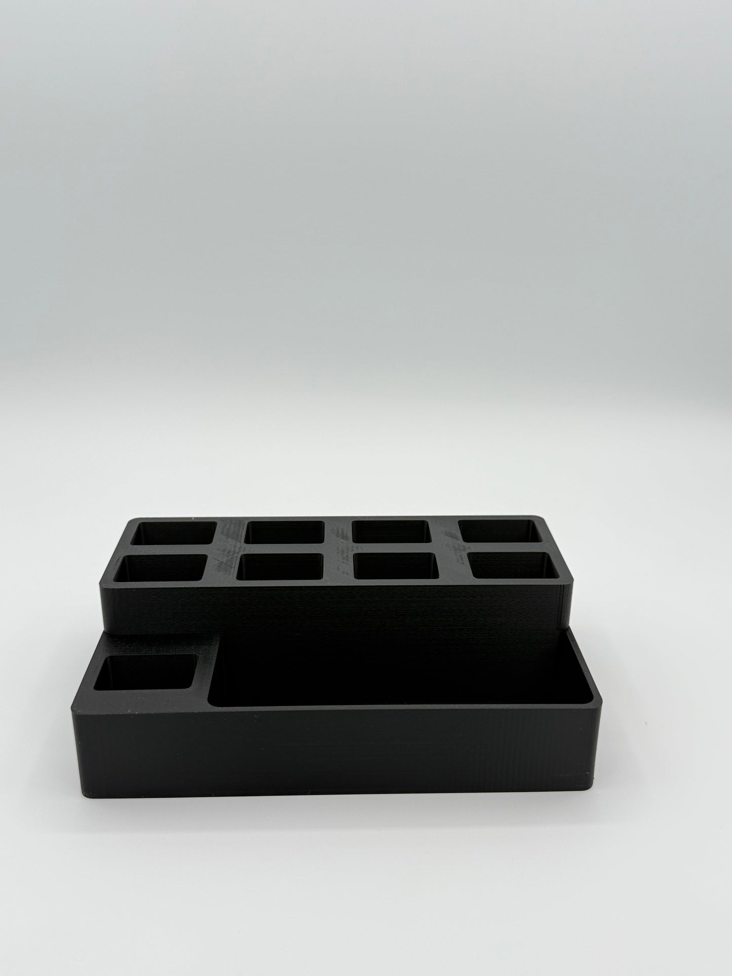 Medium Pistol Stand, 8 magazines
