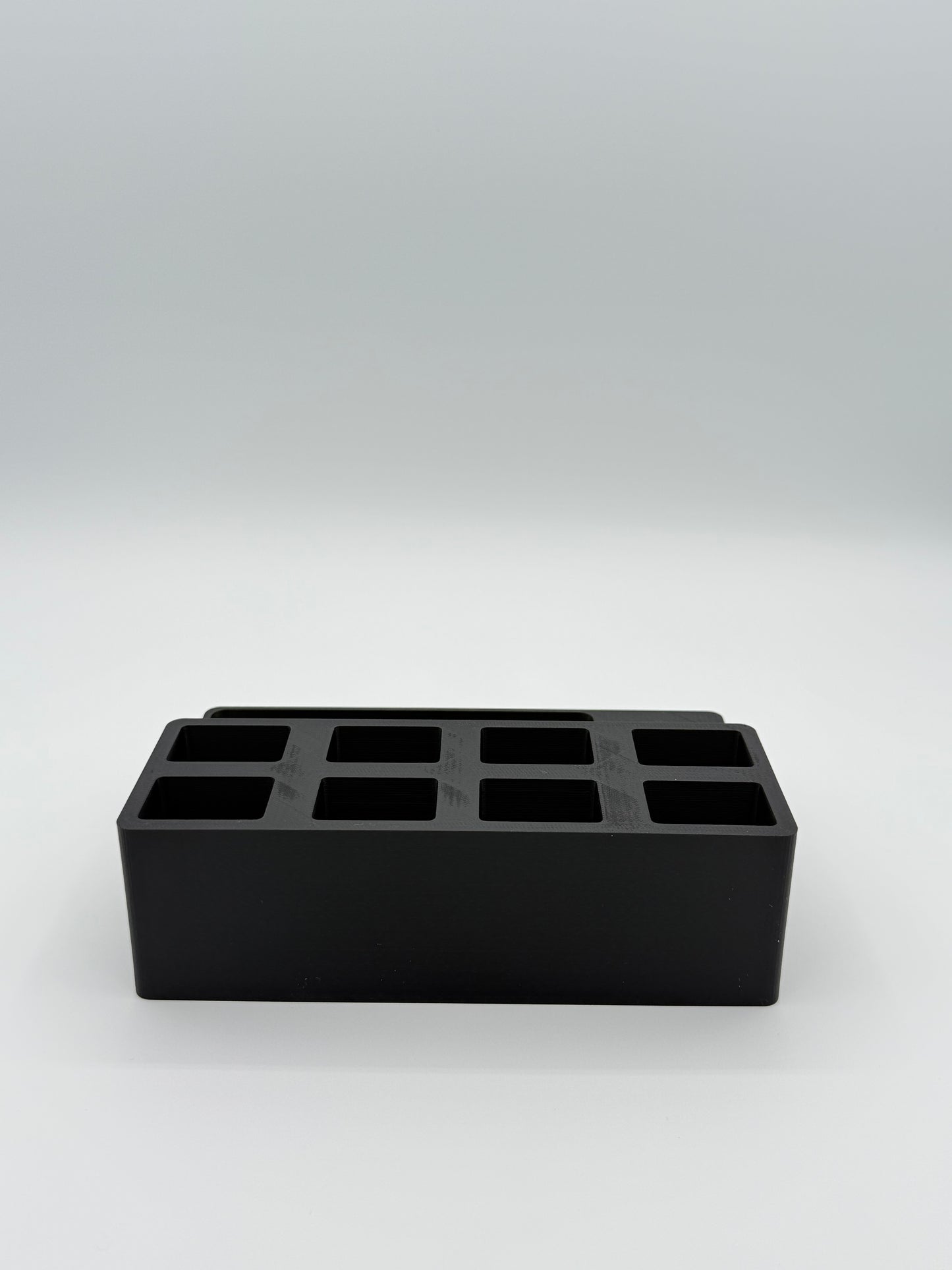 Medium Pistol Stand, 8 magazines